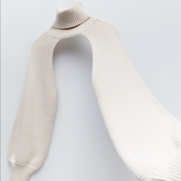 NWT Knit Arm Warmers with Turtleneck - Picture 10 of 11